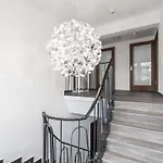 Hotel 2020