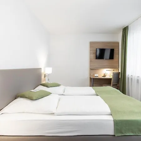 2020 Hotell 4*